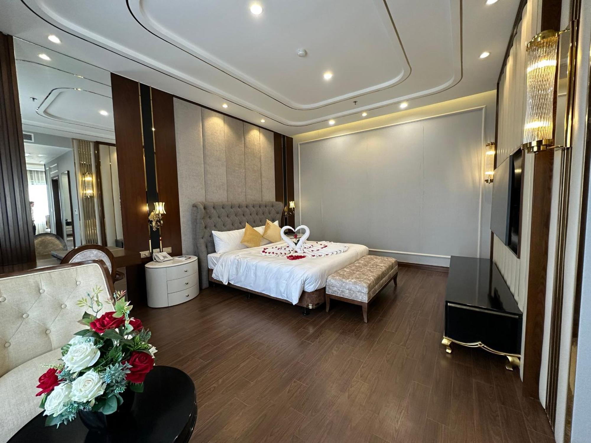 Kinh Bac Palace Hotel Bắc Ninh エクステリア 写真